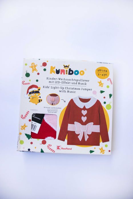 Светр різдвяний новорічний святковий для дівчинки 2 р 3 р 4 р 5 р 6 р