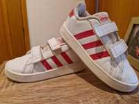 Sapatilhas Adidas tam 26