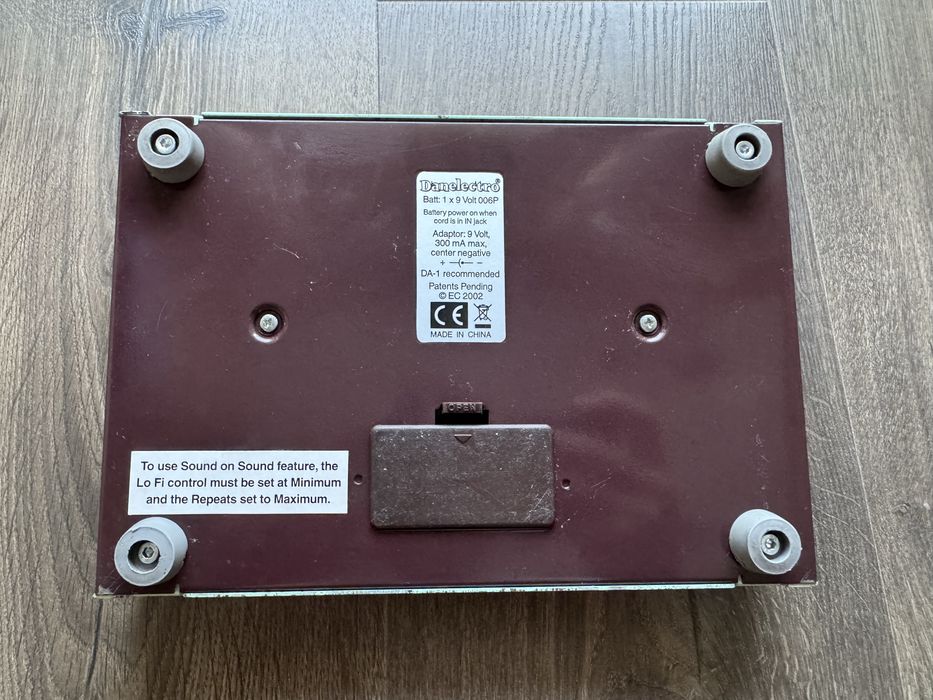 Danelectro Reel Echo tape delay echoplex