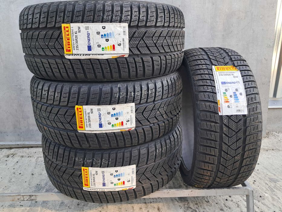 Резина зимова, НОВА, 235/35 R20 Pirelli Sottozero 3 (арт. 14420)