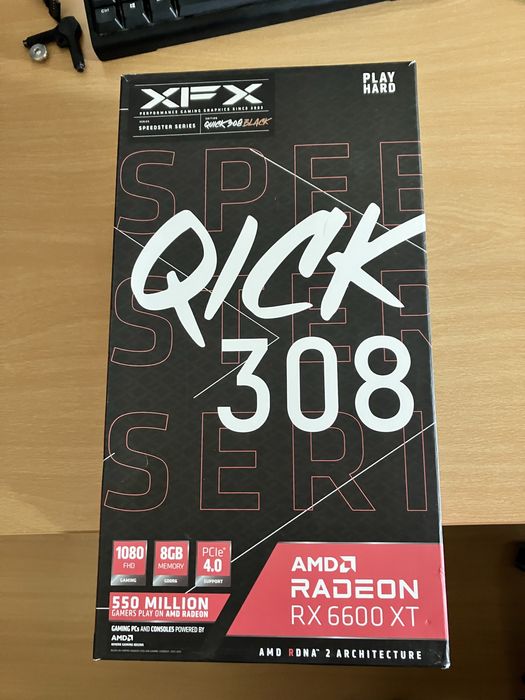 Placa Gráfica AMD Radeon RX 6600 XT Black 8GB GDDR6