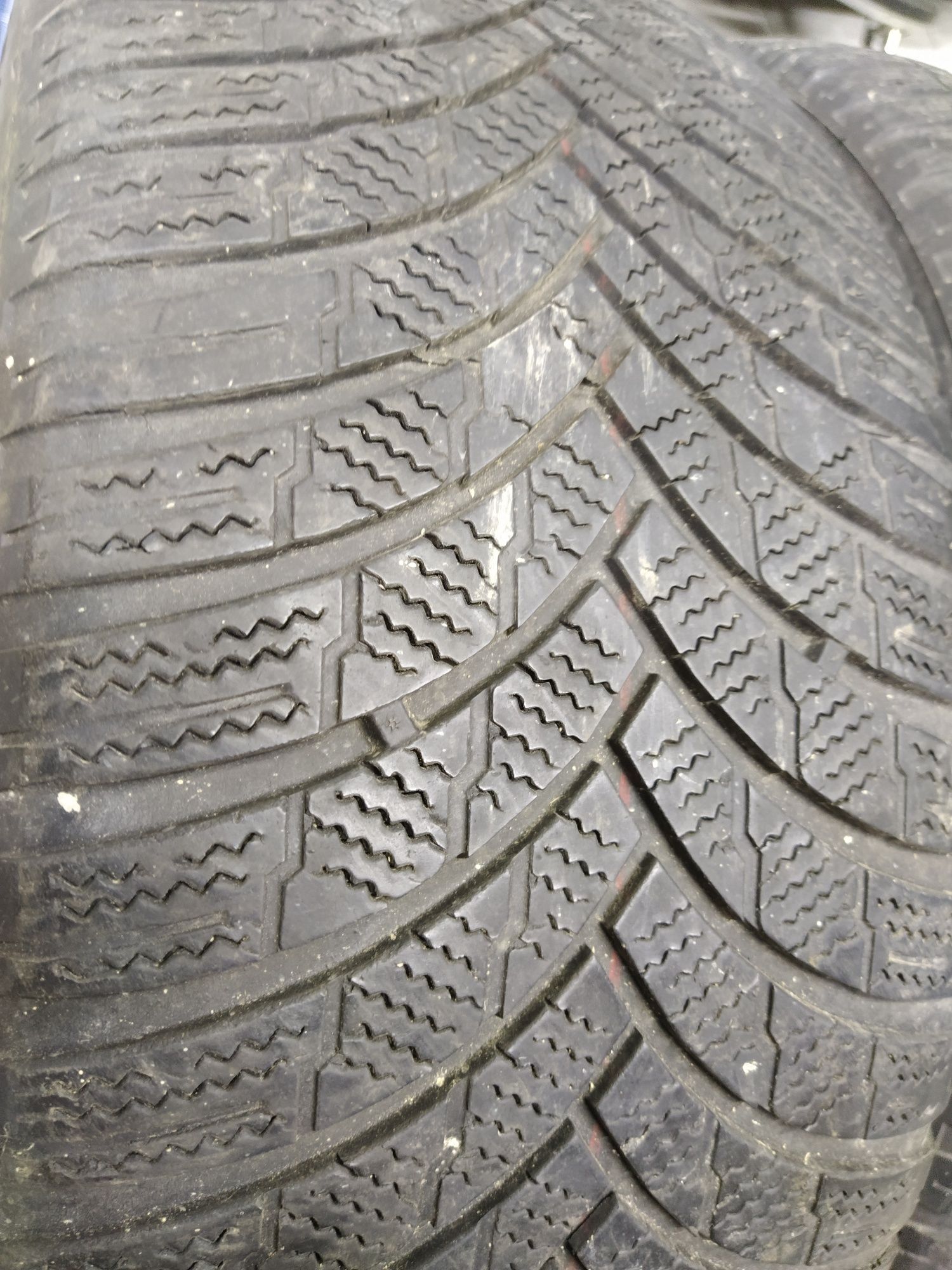 2 Opony zimowe 235/45r18 FIRESTONE 2021r