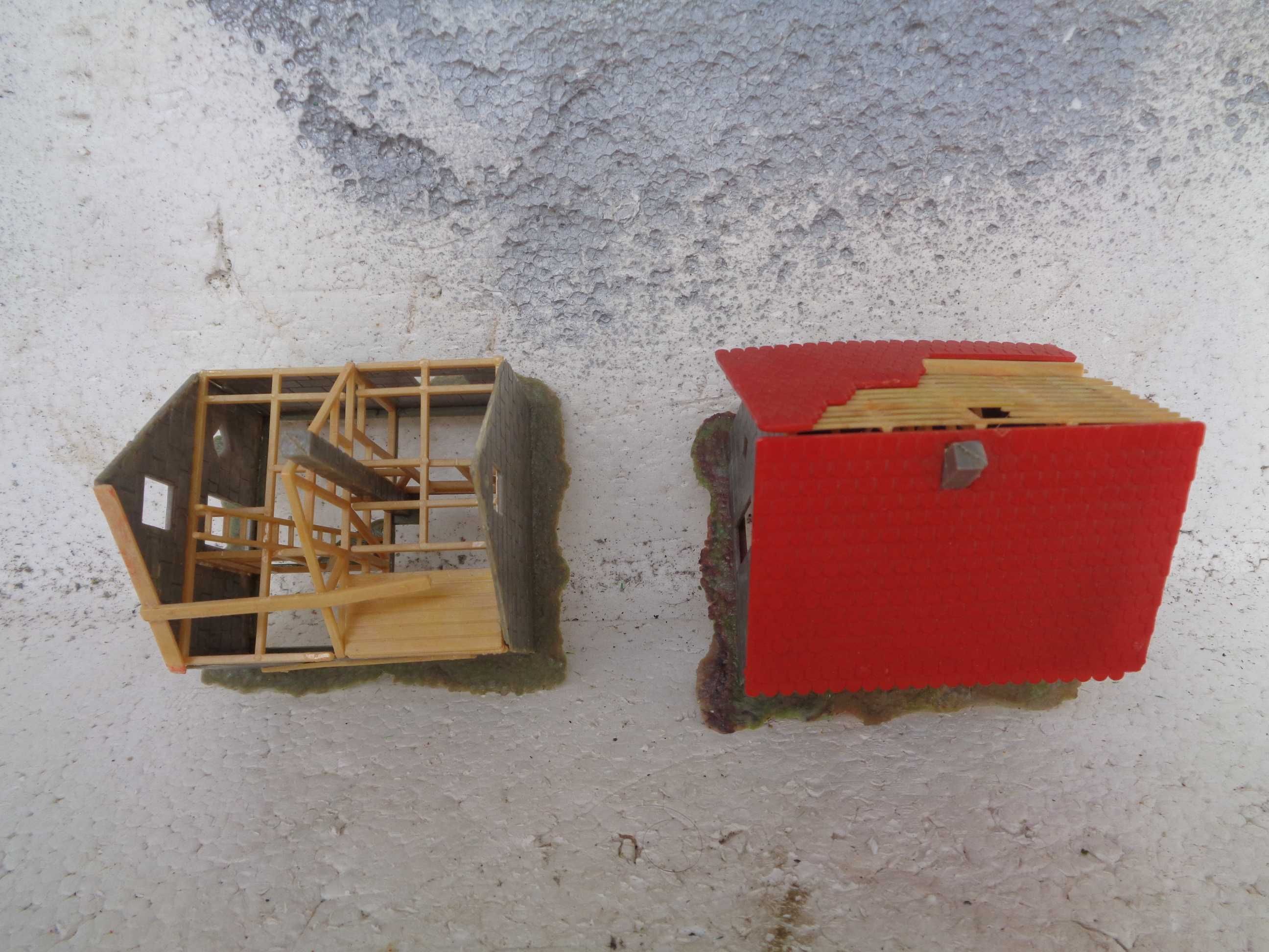 1:87 Faller 2 casas em construção para pista comboio