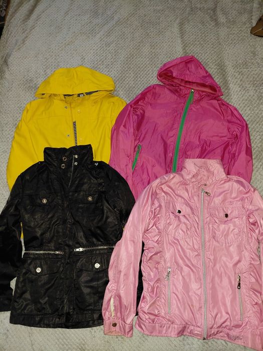 Вітровки і дощовички на дівчинку 146 см