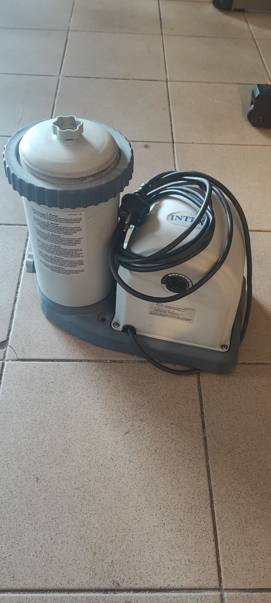 Pompa INTEX 636t bdb stan , 5678l/h tanio