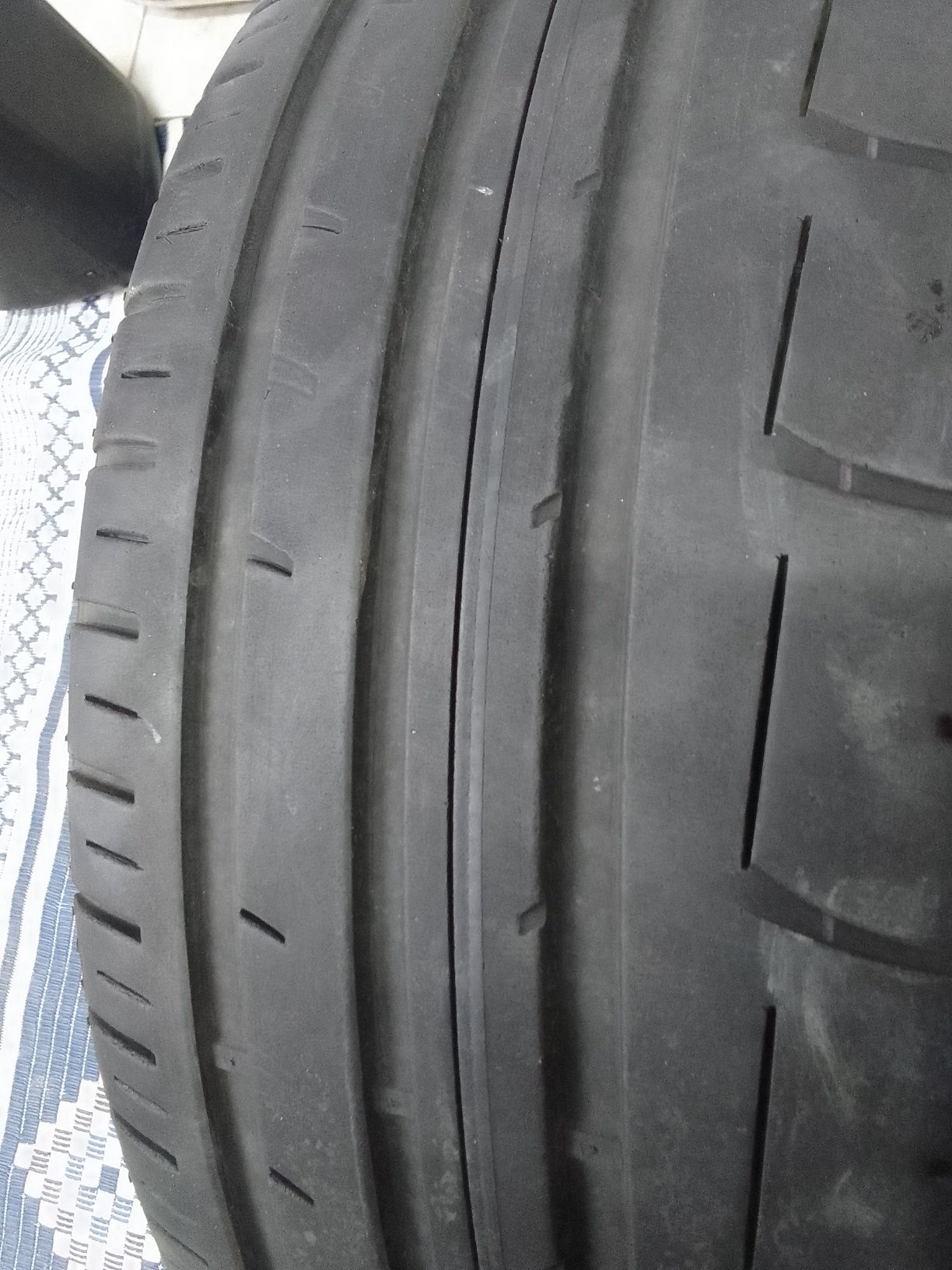 Opona letnia 245/45r18 DUNLOP 2022r 6.5mm