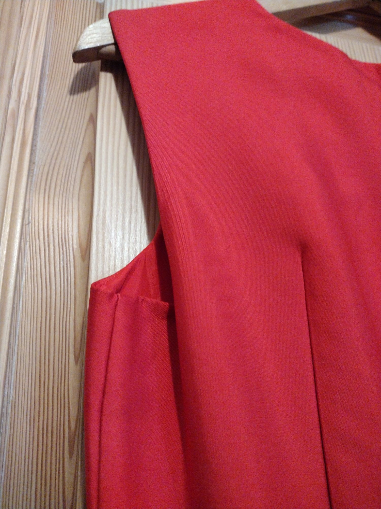 Elegancka czerwona sukienka Orsay rozmiar 36 raz założona