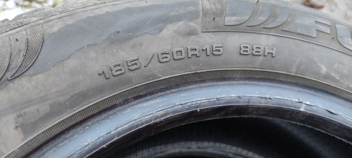 Opony zimowe z 2018r 5mm 185/60/15 Fulda N