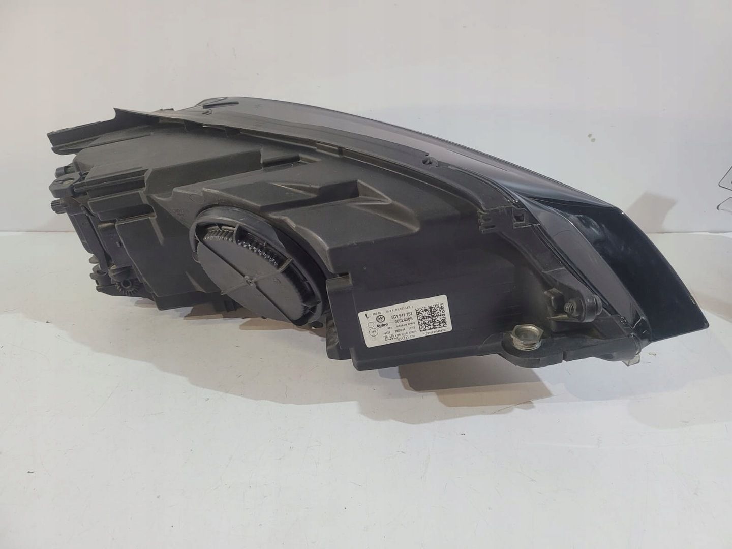 VW Golf 7 Bi-xenon / Dynamic Led - L 13586