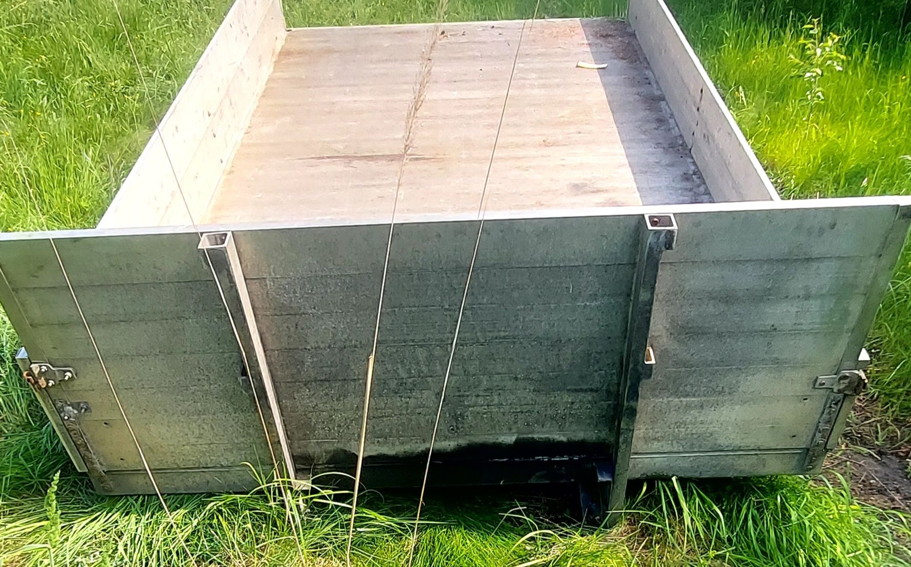 Platforma aluminiowa zabudow laweta paka rama najazd t4 t5 autolaweta