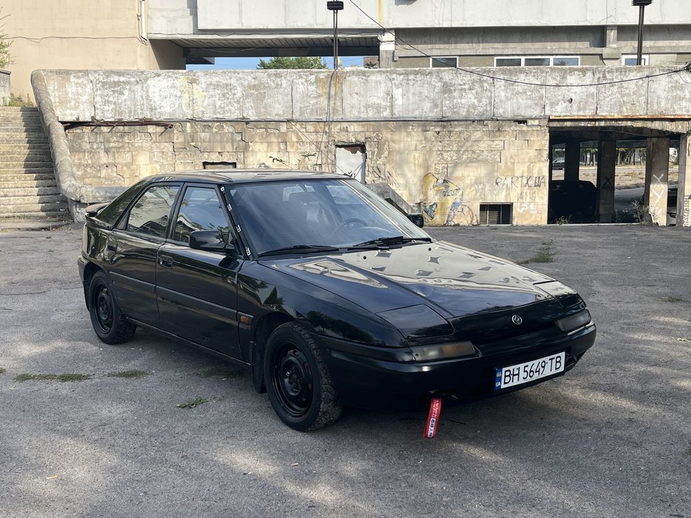 Продам Mazda 323f 1991