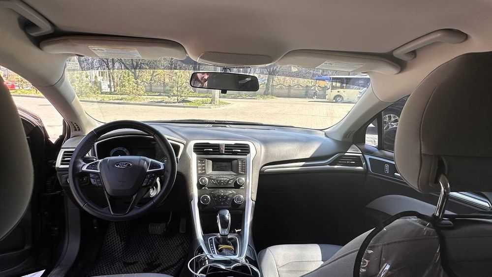 Ford fusion 2014 рік (газ/бензин)