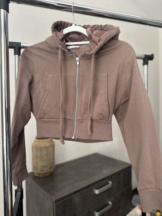 Кофта ZARA приталена вкорочена