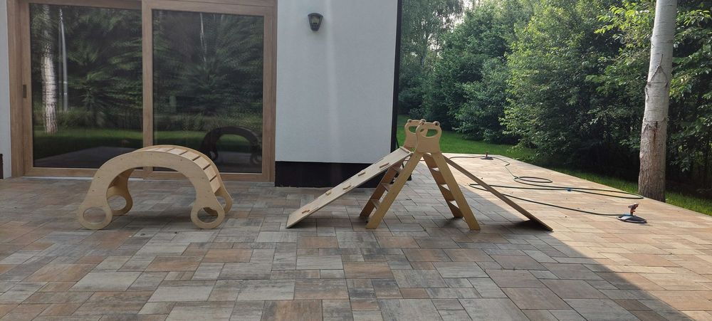 Drewniany bujak + dwie zjeżdżalnie i drabinki