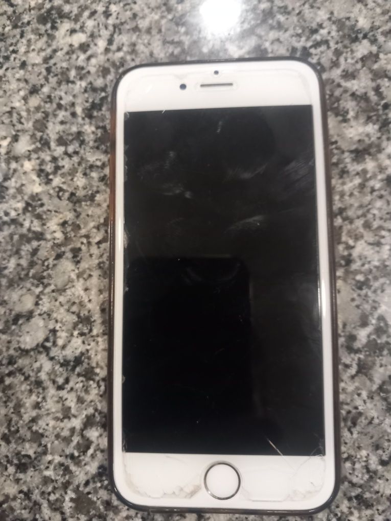 Vendo IPhone 6s como novo
