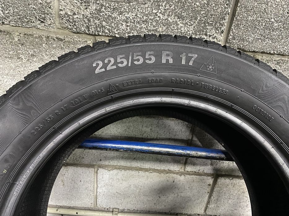 Зимові шини 225/55 R17 (101V) CONTINENTAL