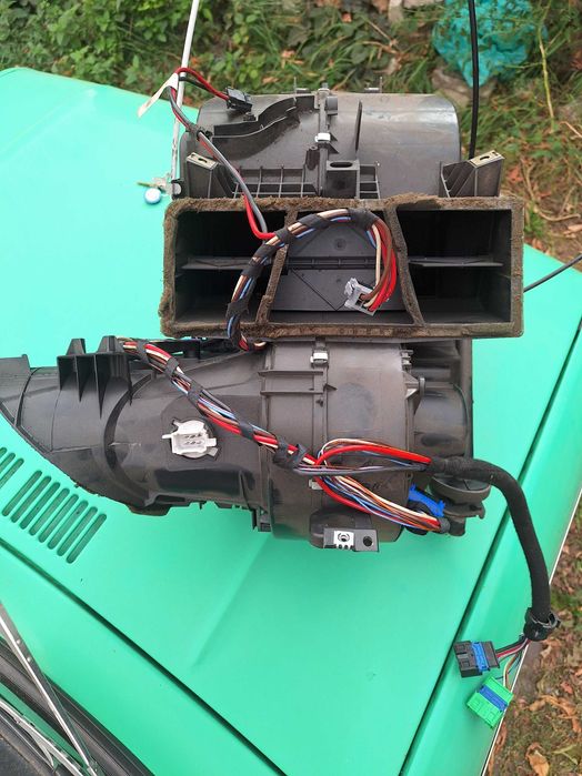 Пежо 206 1,4 бензин По ЗАПЧАСТЯМ