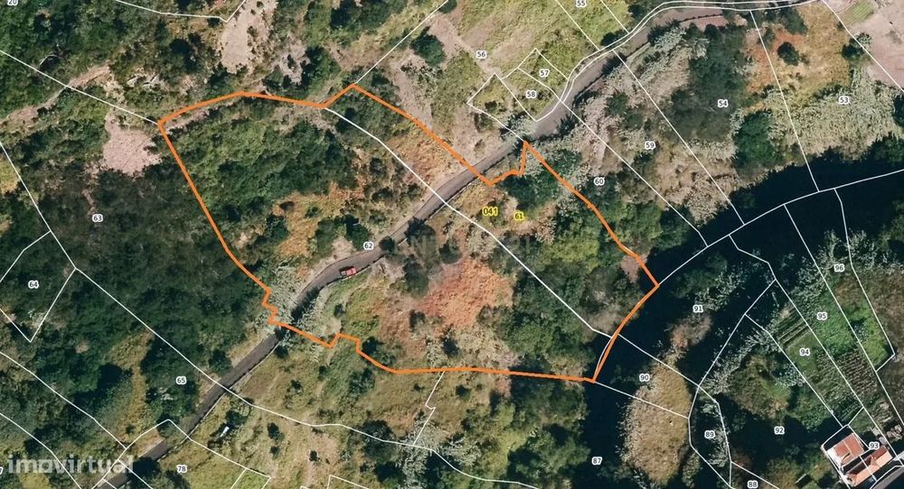 Terreno rústico com 9260 m2