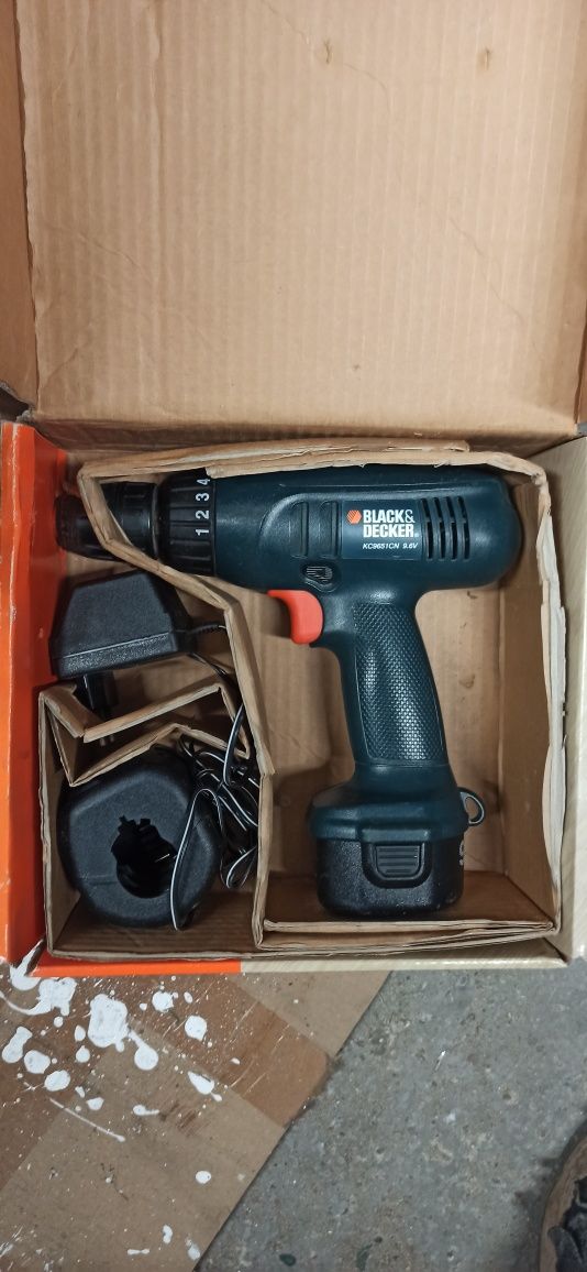 Wkrętarka black and decker