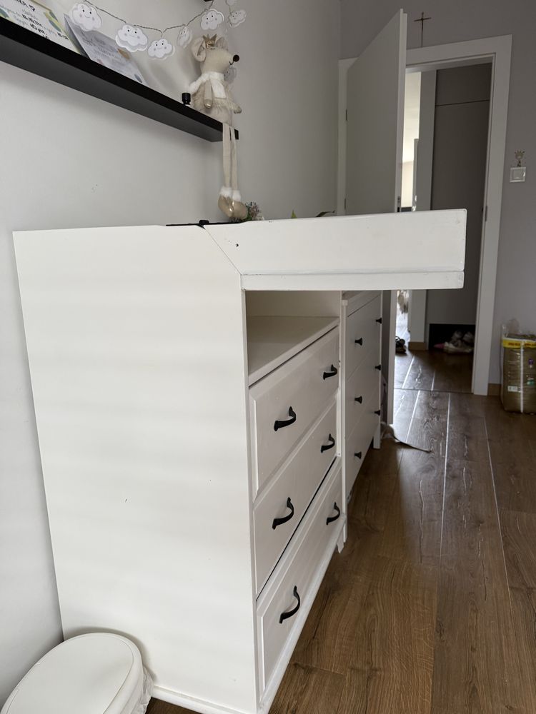 Komoda z przewijakiem IKEA SANDVIK
