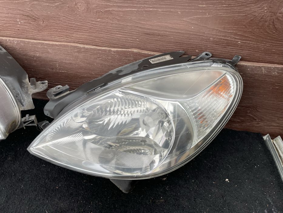 Фари, фара, ліхтарі передні Citroen Xsara Picasso 1 (04-10)