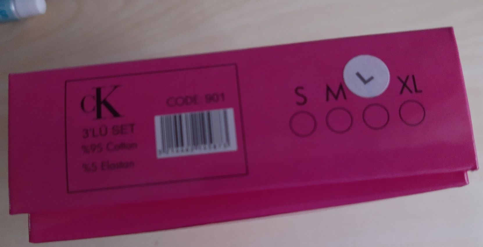 Stringi Calvin Klein rozmiar L