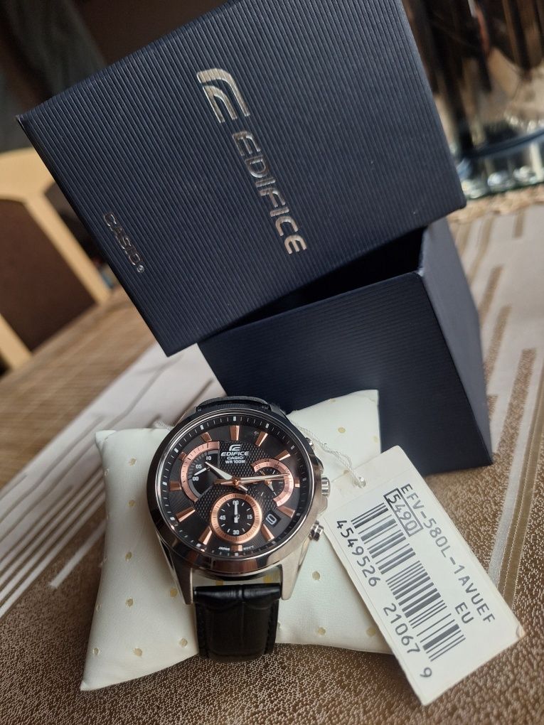 Nowy piękny zegarek Casio