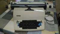 Máquina de escrever eléctrica-Facit