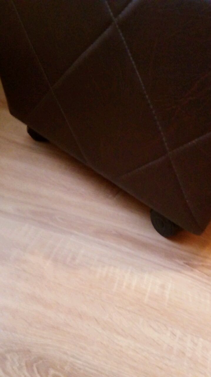 Dwa fotele w dobrym stanie, do negocjacji