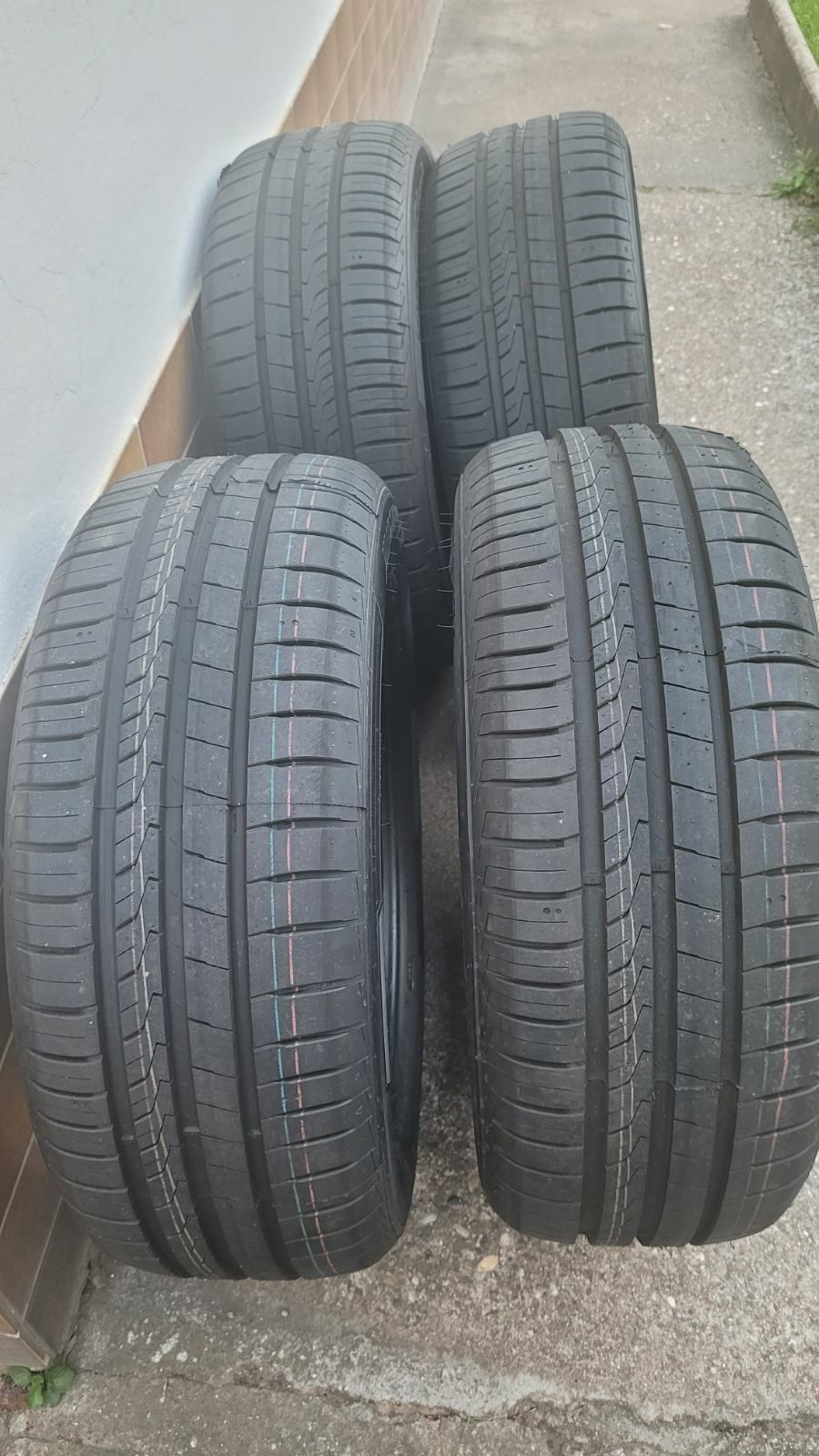 Резина 205 55 16.Hankook Kinergy eko2.Нові!