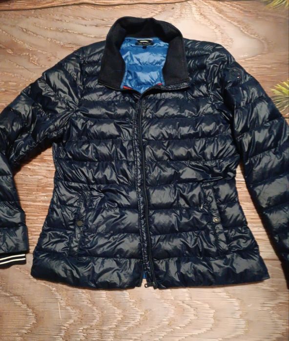 Брендова куртка Tommy Hilfiger.  Р 46