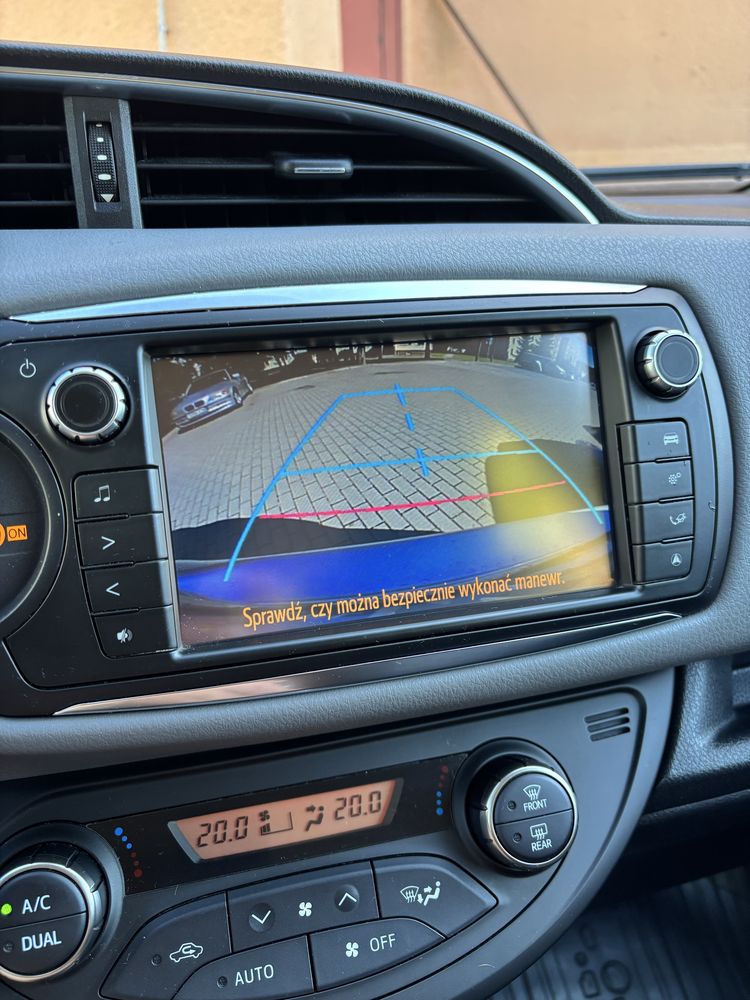 Toyota Yaris 1.33 automat