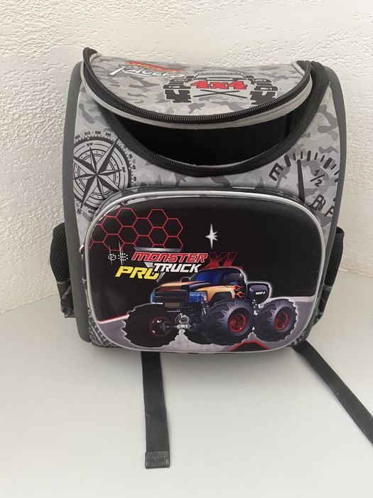 Рюкзак для школи