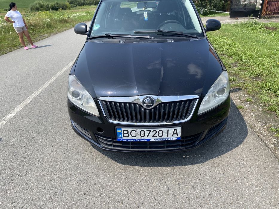 Шкода фабія 2013 рік 1.2 газ-бензин
