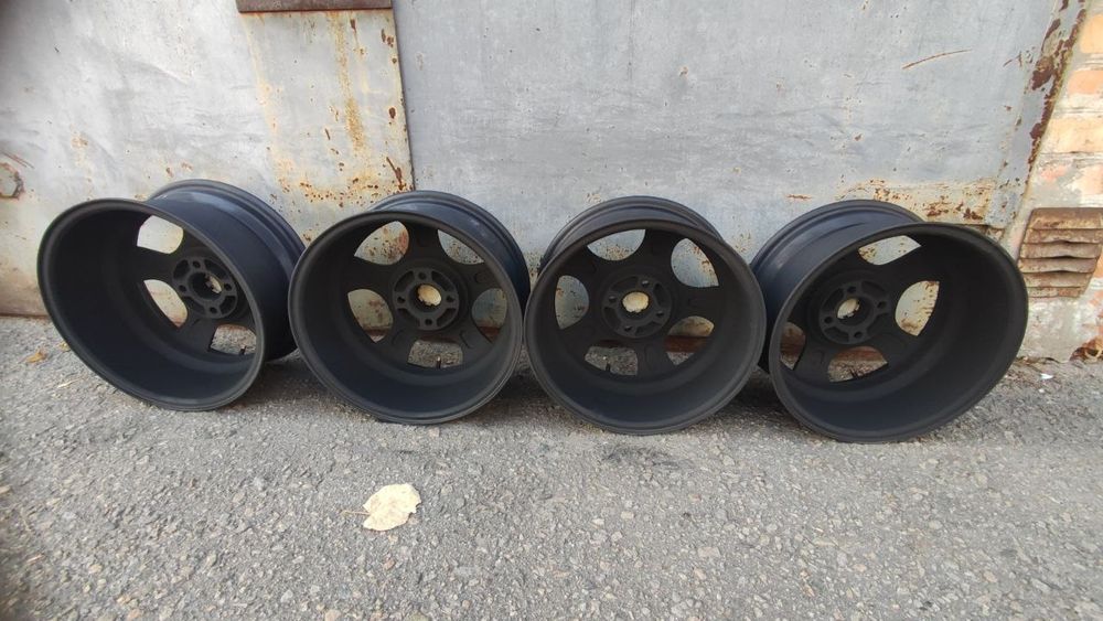 Литые диски Германия R15 4*100 (ланос, авео, ВАЗ 2109, киа, рено )