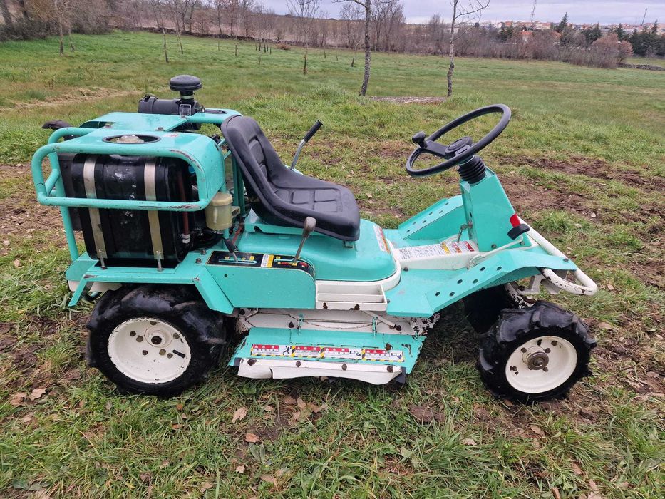 Trator Corta Mato / Destroçador SATO SRM831VH-30 – Fabrico Japonês