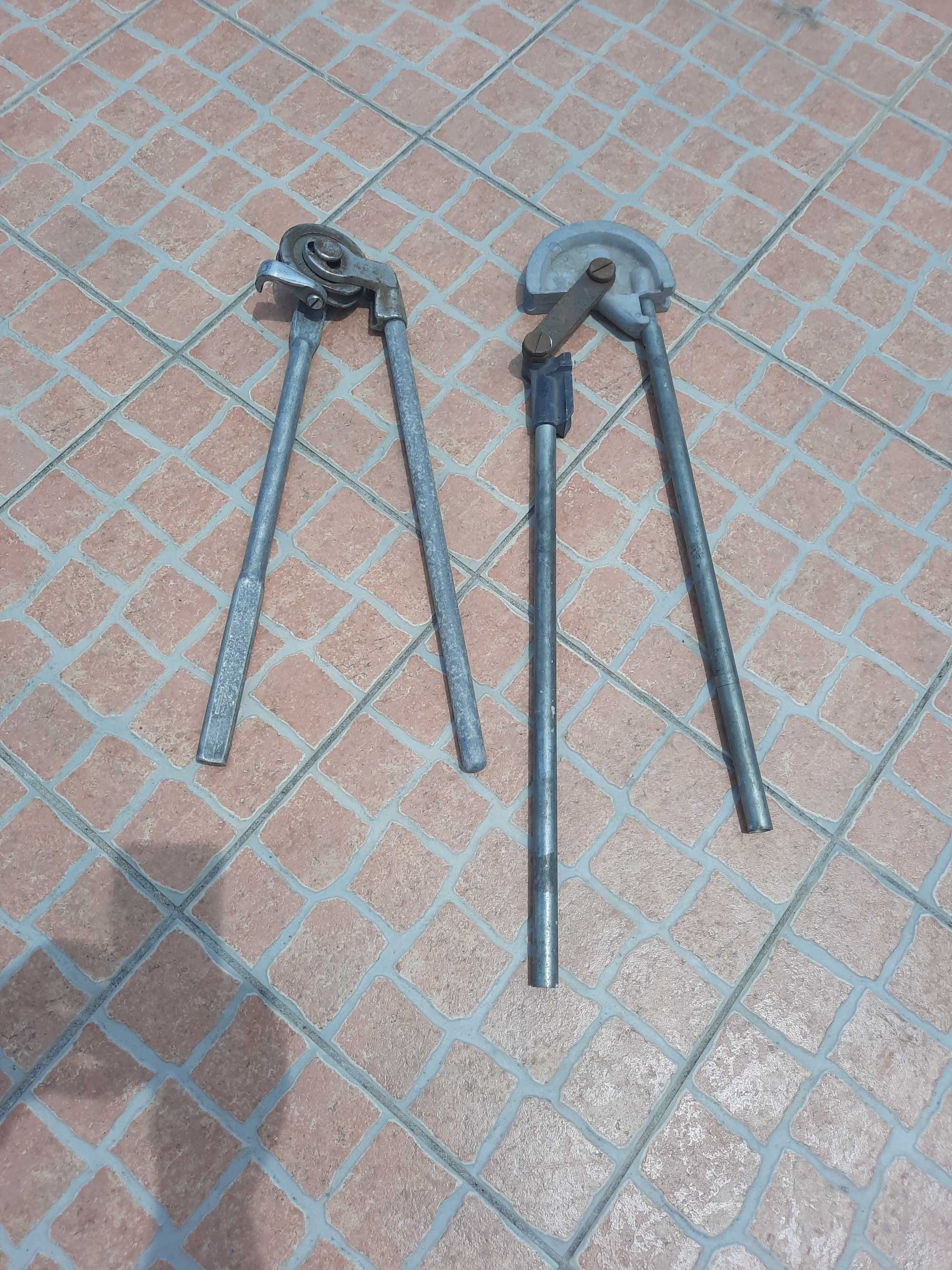Ferramenta de curvar tubo.