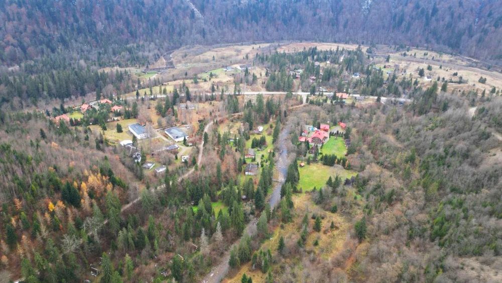 Продаж ділянки с. Гребенів біля річки