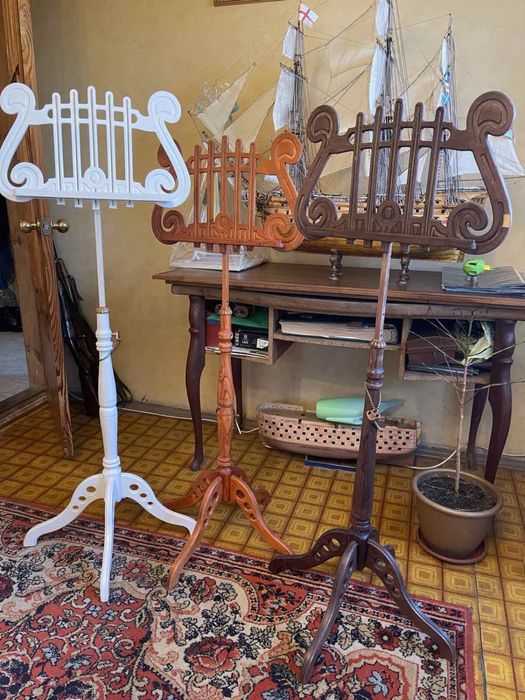 Продам пюпітр для нот.