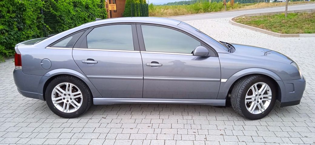 Opel  Vectra GTS