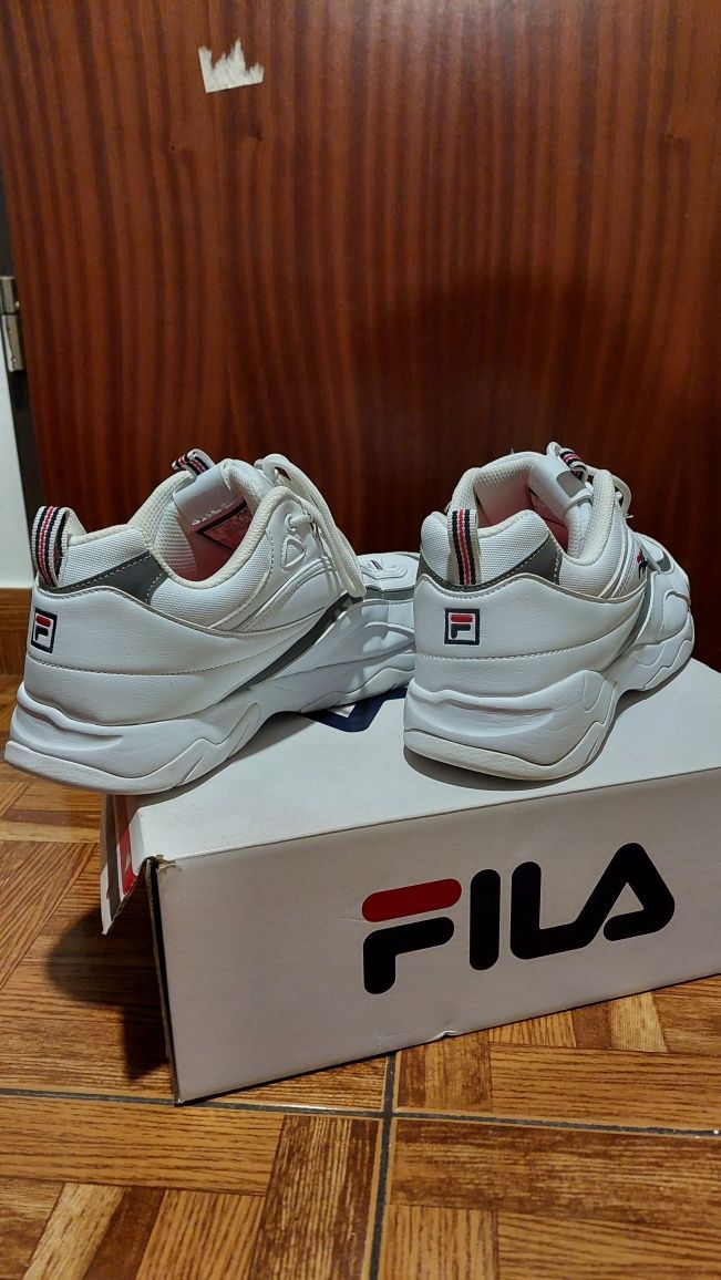 FILA RAY New Disruptor