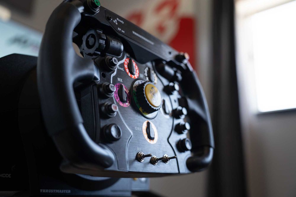 Pack Thrustmaster & Next Level Racing