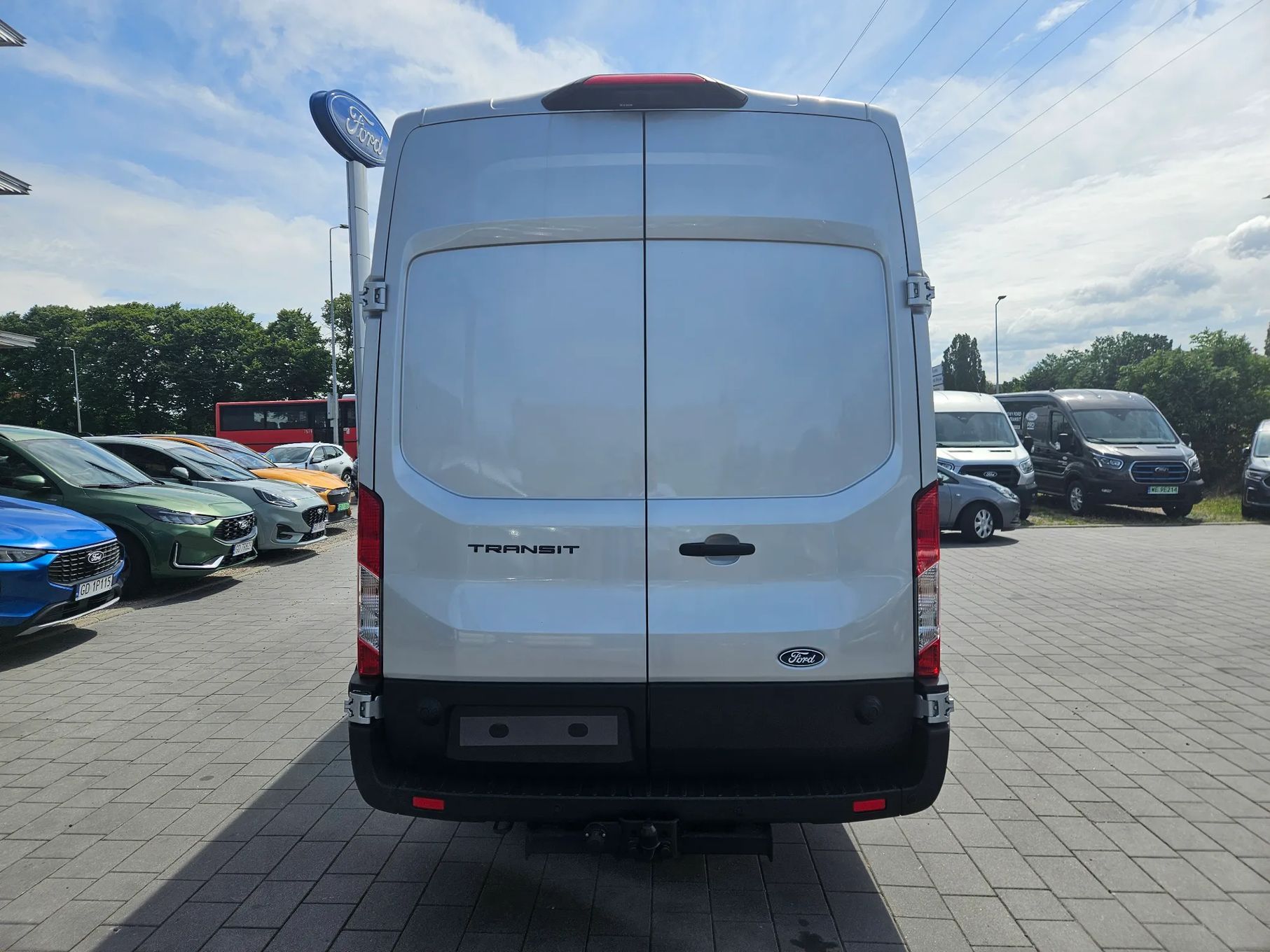 Ford Transit  Ford Transit VAN L4H3 2.0 EcoBlue 165 KM M6 RWD TREND