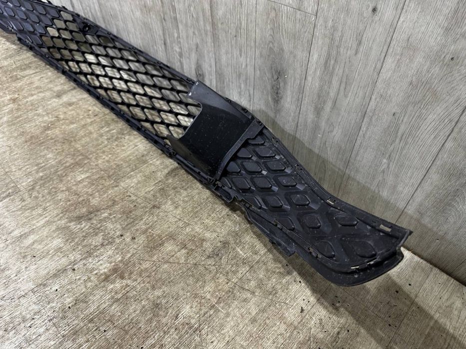 Бампер передний Решетка средняя VW ID.4 ID4 2020 2021 2022 2023 2024 г