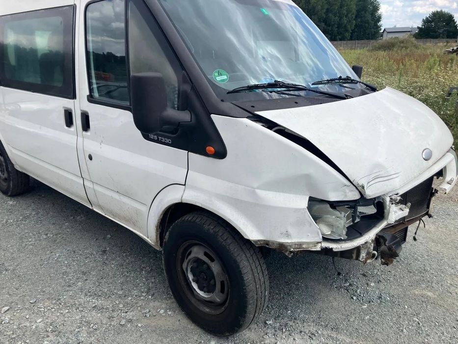 Ford Transit sprowadzony z DE / lekko uszkodzony