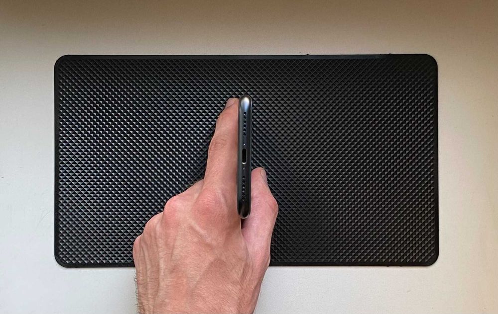 Хороший iPhone SE 2022 - 64 гб - 89% АКБ - NEVERLOCK - MIDNIGHT