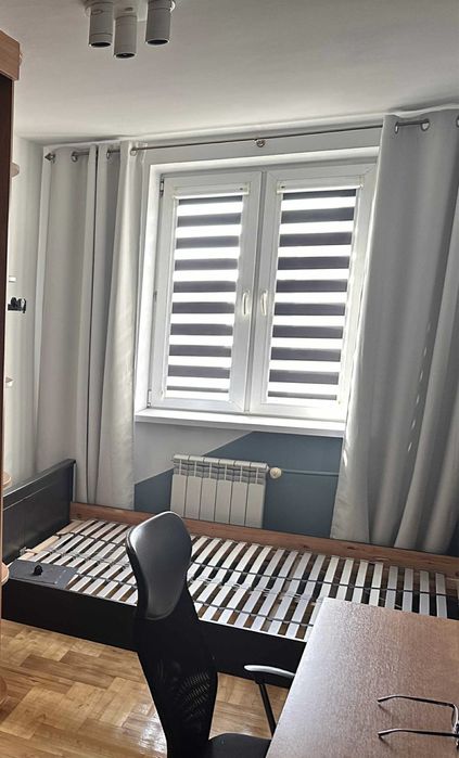 Solidne Łóżko ze stelażem bez materaca