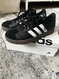 Adidas Court nowe