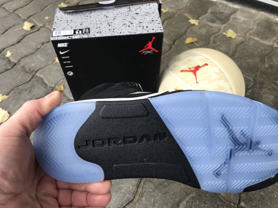 Jordan 5 Retro Moonlight в наявності 41-45 Джордан ретро