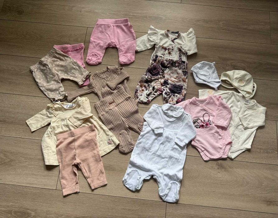 Komplet ubranek dla noworodka (dziewczynki) - rozmiar 50